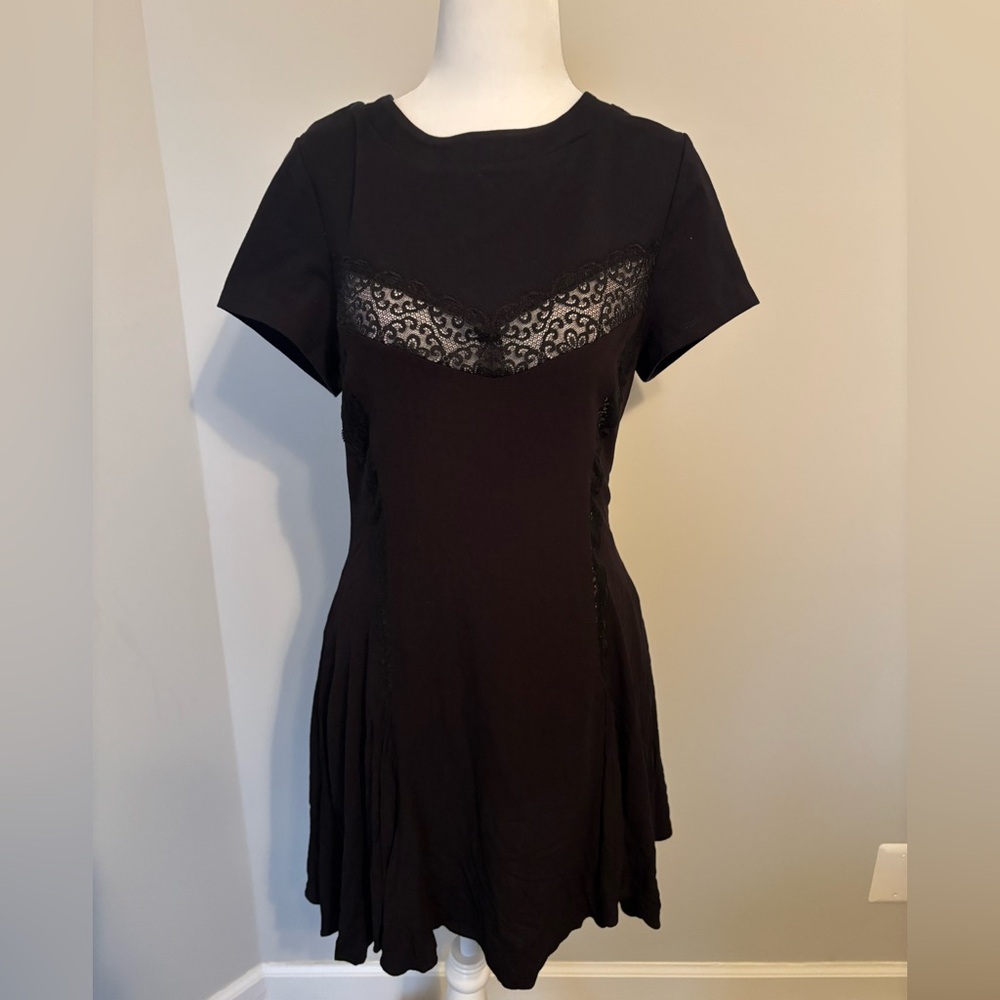 NWOT! FREE PEOPLE Cruz Mini Dress in Black - Picture 5 of 11